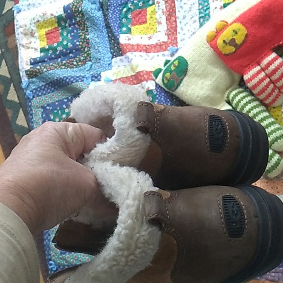 👣 Ugg Faux Sherpa Lined Boot/Shoe Sz 10/11/ VS 12  UNISEX - Picture 9 of 16